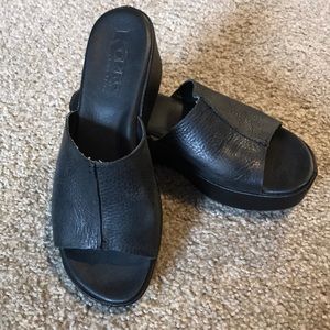 Size 7 Korks Wedge Sandal